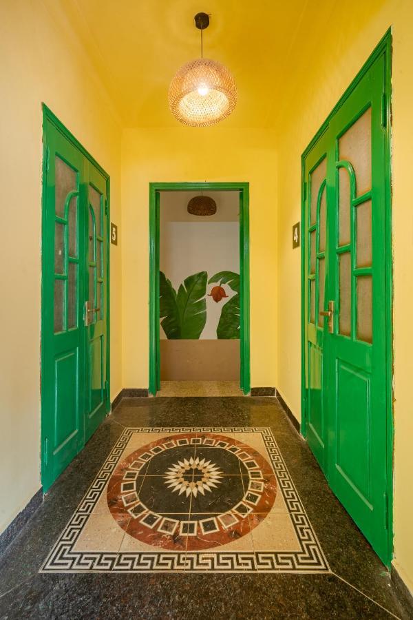 Hanoi Retro 80S Homestay Exterior photo